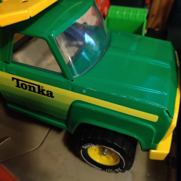 Various Collectable steel vehicles. - Picture 7 of 16